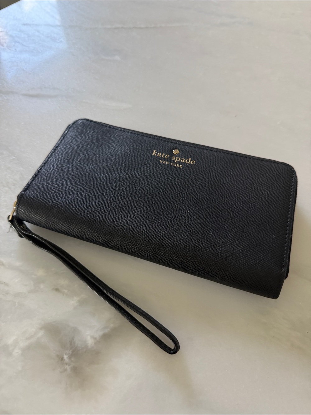 kate spade Black Saffiano Zip-Around Wristlet